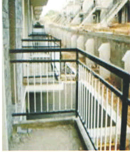 陽臺護(hù)欄